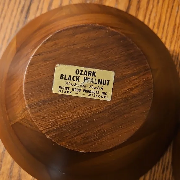 Vintage Salad Bowls - Picture 6 of 10